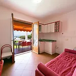 Le Grazie Est Apart-hotel
