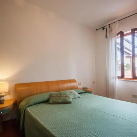 Le Grazie Est Hotel apartamentowy 3*