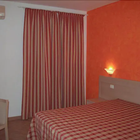 Hotel apartamentowy Le Grazie Est