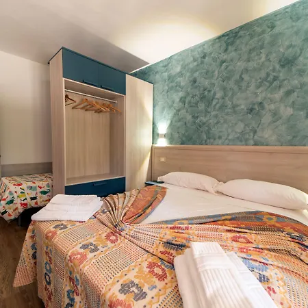 Le Grazie Est Hotel apartamentowy Capoliveri (Isola d'Elba)