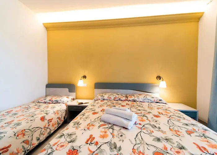 Apart Otel Le Grazie Est 4*