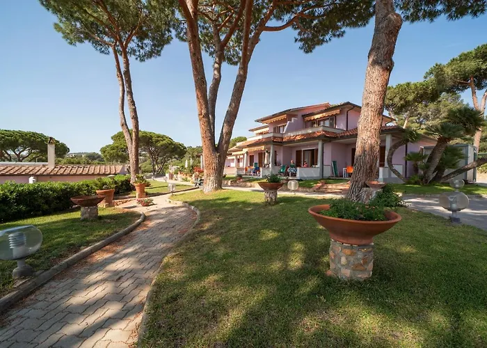 Apart Otel Le Grazie Est 4*