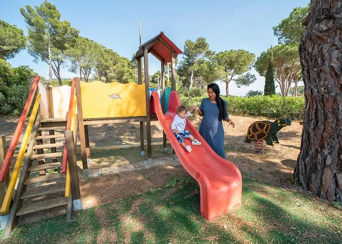 Apart Otel Le Grazie Est 4*