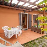 Le Grazie Est Aparthotel