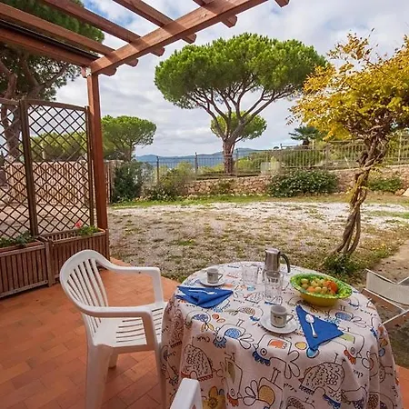 Le Grazie Est Aparthotel Capoliveri (Isola d'Elba)