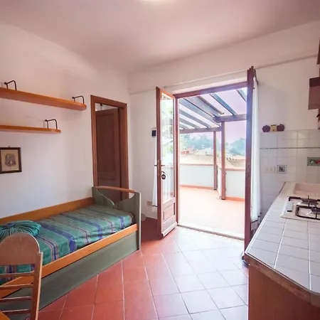 Le Grazie Est Aparthotel