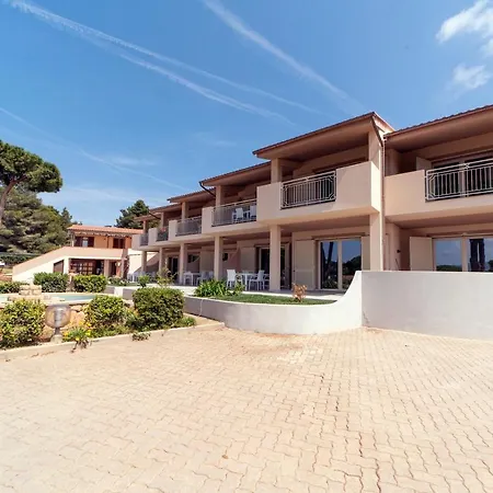 Le Grazie Est Aparthotel Capoliveri (Isola d'Elba)
