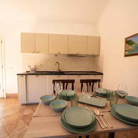 Aparthotel Le Grazie Est 3*