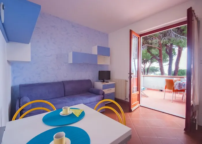 Le Grazie Est Aparthotel