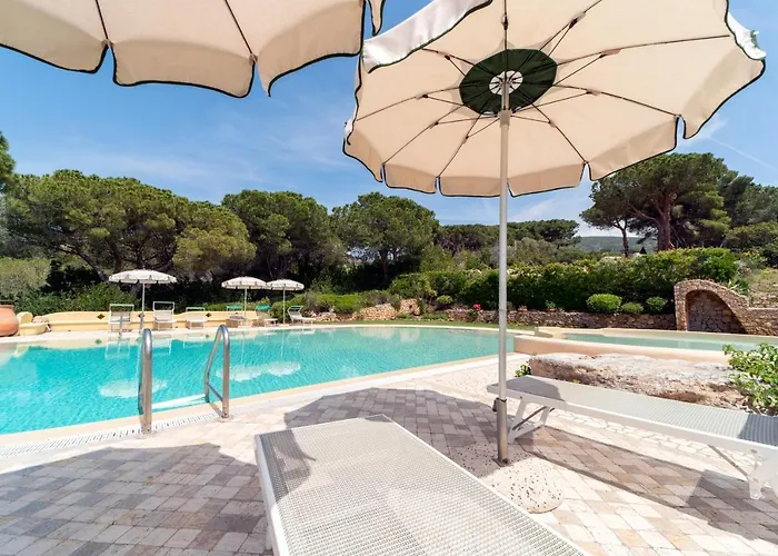 Le Grazie Est Aparthotel