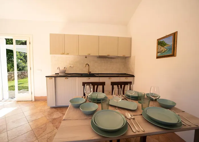 Aparthotel Le Grazie Est 4*