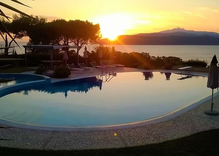 Le Grazie Est Aparthotel Capoliveri (Isola d'Elba)