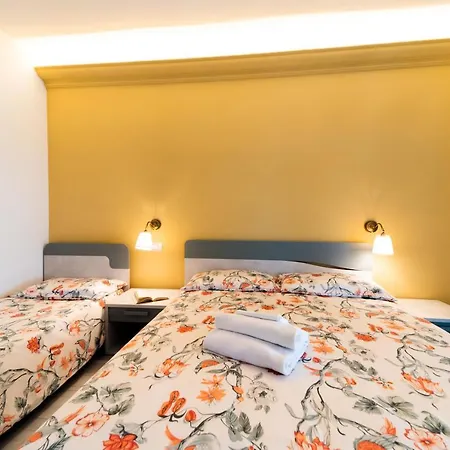 Aparthotel Le Grazie Est 4*