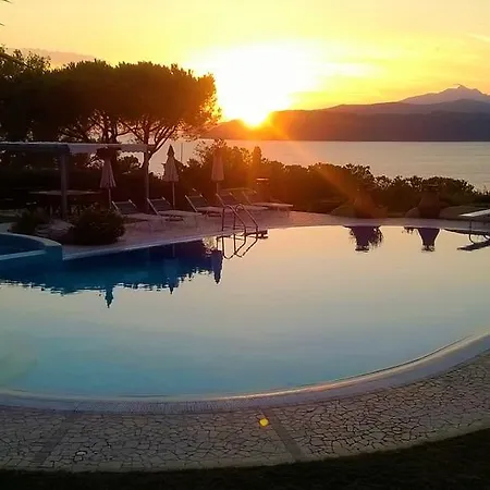 Le Grazie Est Aparthotel Capoliveri (Isola d'Elba)